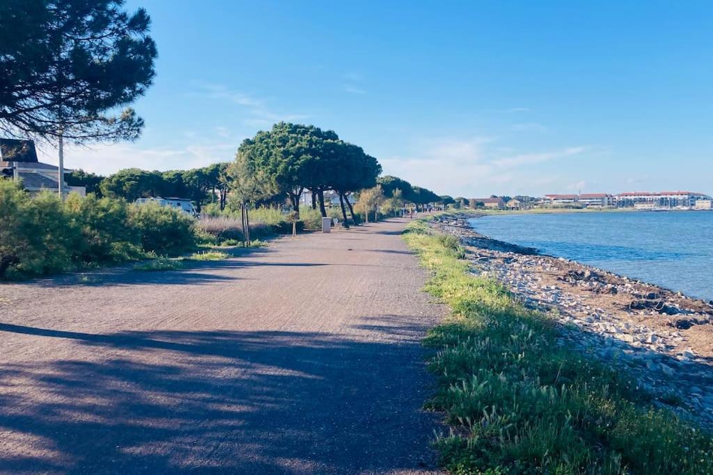 Residence Au Bord De L Etang De Thau Marseillan  Buitenkant foto